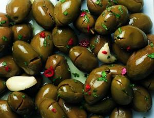 Cracked Paternò Olives